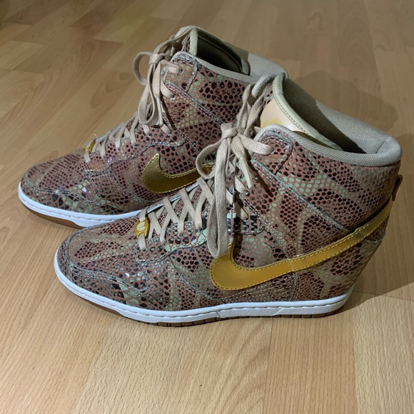 nike dunk womens wedge